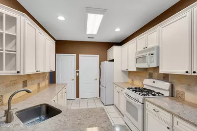 419 Spring Meadow Drive, Lakewood, NJ 08701 - Photo 28