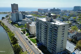 510 Deal Lake Dr, Asbury Park, NJ 07712 - Photo 2
