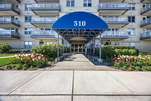 510 Deal Lake Dr, Asbury Park, NJ 07712 - Photo 6