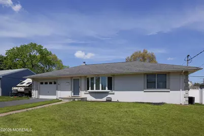 530 E Woodland Avenue, Toms River Township, NJ 08753 - Photo 1
