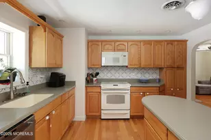 530 E Woodland Ave, Toms River Township, NJ 08753 - Photo 14