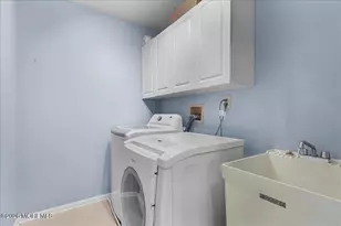 403 Timberbrooke Dr, Bedminster Township, NJ 07921 - Photo 28
