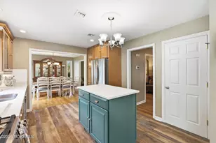 715 Carol Ave, Oakhurst, NJ 07755 - Photo 8