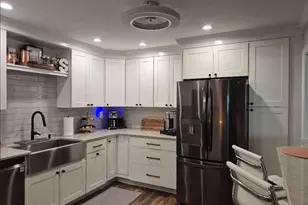 4 D Pine St, Toms River Township, NJ 08757 - Photo 4