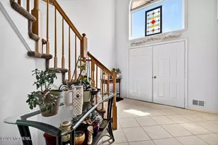 28 Glynn Ct, Sayreville, NJ 08859 - Photo 6