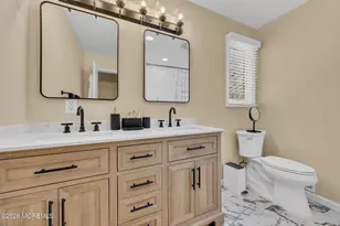 60 Farrell Dr, Middletown, NJ 07748 - Photo 24