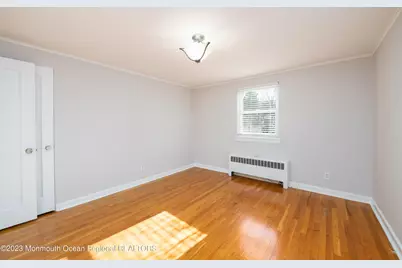 19 Manor Drive, Red Bank, NJ 07701 - Photo 8