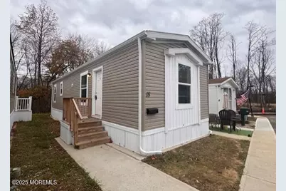 18 John Street, Hazlet Township, NJ 07734 - Photo 2