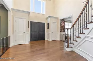 6 Chardonnay Dr, Holmdel, NJ 07733 - Photo 6