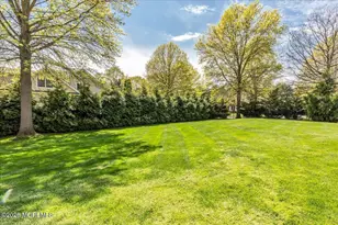 6 Chardonnay Dr, Holmdel, NJ 07733 - Photo 62