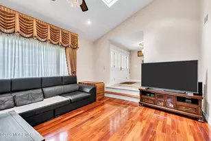 30 Mt Dr, Holmdel, NJ 07733 - Photo 12