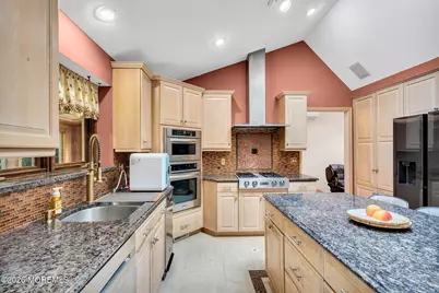 30 Mount Drive, Holmdel, NJ 07733 - Photo 38