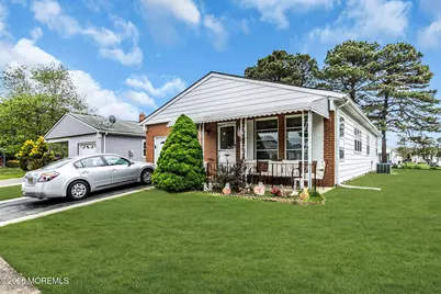 4 Brisbane Court, Toms River Township, NJ 08757 - Photo 2