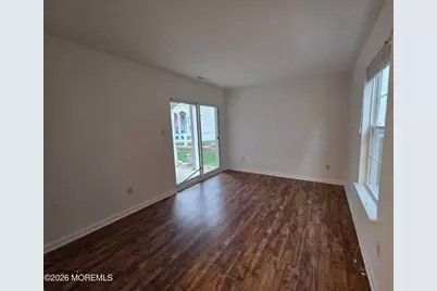 129 Tulip Lane, Freehold, NJ 07728 - Photo 18