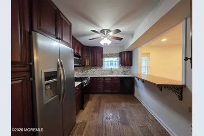 129 Tulip Lane, Freehold, NJ 07728 - Photo 4