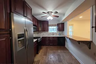 129 Tulip Ln, Freehold, NJ 07728 - Photo 4