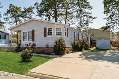 114 Briarwood Court, Whiting, NJ 08759 - Photo 2