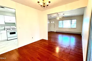 27 Norfolk Dr, Toms River Township, NJ 08757 - Photo 10