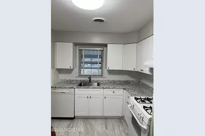 27 Norfolk Drive, Toms River Township, NJ 08757 - Photo 12