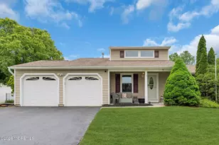 7 Sweetbriar Trail, Howell Township, NJ 07731 - Photo 2