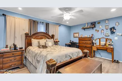 55 Perri Road, Freehold, NJ 07728 - Photo 12