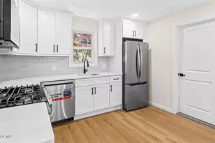 17 Henry St, Freehold, NJ 07728 - Photo 16