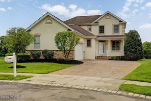 12 Patton Ct, Manalapan Township, NJ 07726 - Photo 2