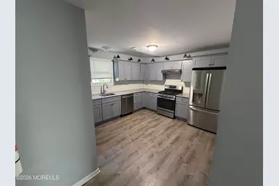 816 King Georges Road #2, Fords, NJ 08863 - Photo 8