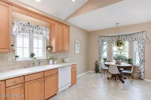 93 Pebble Beach Blvd, Jackson, NJ 08527 - Photo 8