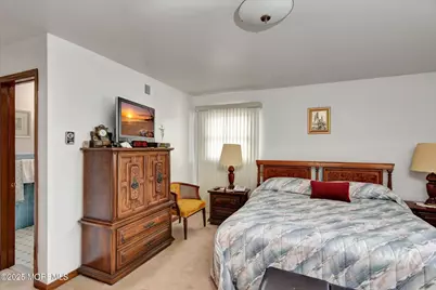 418 Atlantic Avenue, Aberdeen Township, NJ 07747 - Photo 12