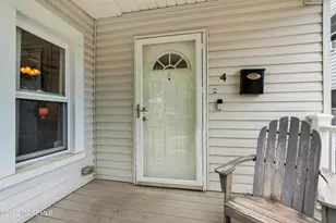 4 Conover St, Freehold, NJ 07728 - Photo 8