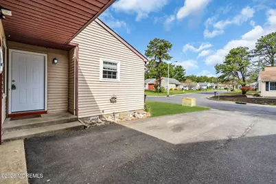 20 Amesbury Road #B, Whiting, NJ 08759 - Photo 2
