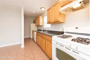 41 Seabreeze Way, Keansburg, NJ 07734 - Photo 16