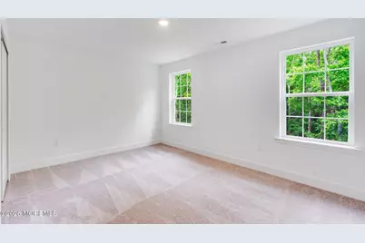 160 Woolley Court, Ocean Twp, NJ 07755 - Photo 8