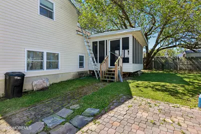 844 Lakeshore Drive, Keyport, NJ 07735 - Photo 2