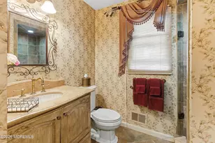 2 Constitution Dr, Leonardo, NJ 07737 - Photo 22