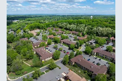 906 Wellington Place, Matawan, NJ 07747 - Photo 32