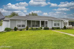 943 Liverpool Cir, Manchester Township, NJ 08759 - Photo 10