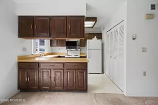 943 Liverpool Cir, Manchester Township, NJ 08759 - Photo 34