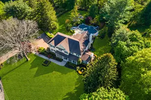 16 Woodhollow Rd, Colts Neck Township, NJ 07722 - Photo 4