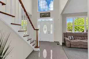 73 Stratton Rd, Matawan, NJ 07747 - Photo 6