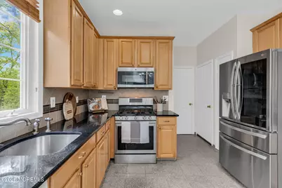 73 Stratton Road, Matawan, NJ 07747 - Photo 32