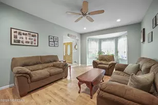 156 Myrtle Ave, Belford, NJ 07718 - Photo 10