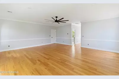 427 Central Avenue, Union Beach, NJ 07735 - Photo 12