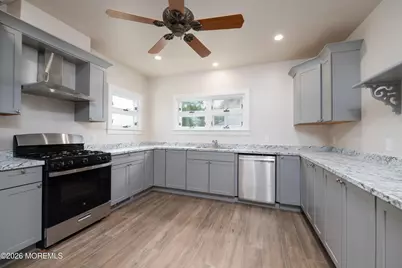 35 W Westside Avenue, Red Bank, NJ 07701 - Photo 10