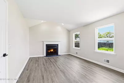 808 Anchor Avenue, Beachwood, NJ 08722 - Photo 22