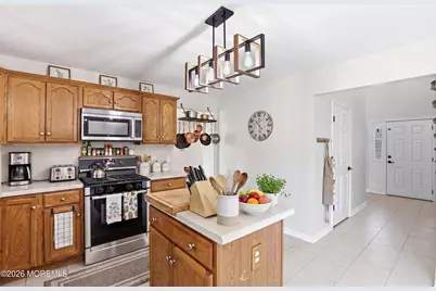 808 Anchor Avenue, Beachwood, NJ 08722 - Photo 14