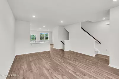 282 Mantoloking Drive, Jackson, NJ 08527 - Photo 4