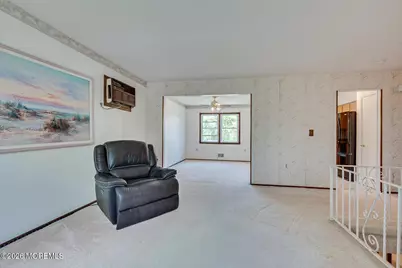 864 Malden Drive, Aberdeen Township, NJ 07735 - Photo 10
