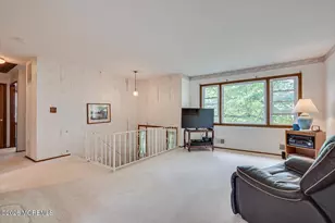 864 Malden Dr, Aberdeen Township, NJ 07735 - Photo 8